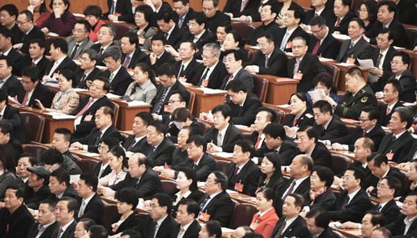 两会上的官员(Getty Images)