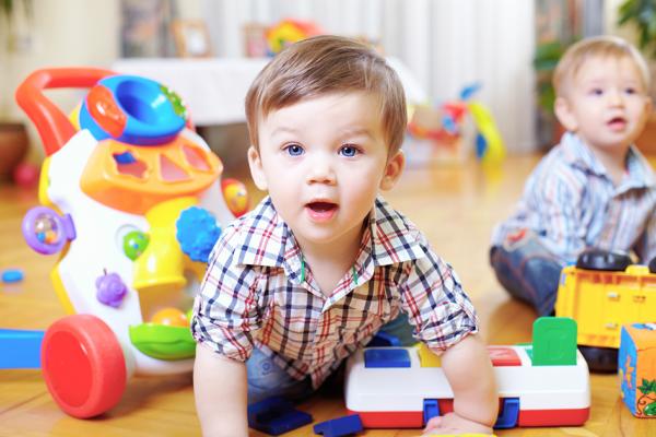 好奇的孩子(123RF)