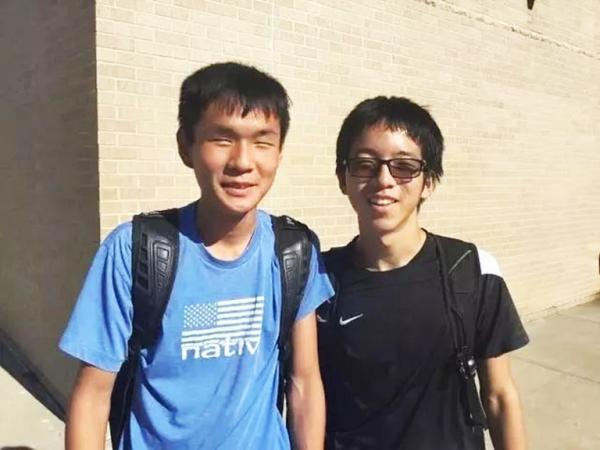 国福亮(左)和 申杰(右)