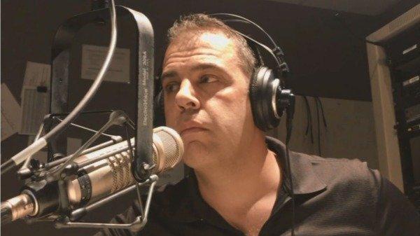 一名《加拿大广播公司》的卧底记者假装成想要移民的大陆人，并联络了位于多伦多的一家华人移民公司，竟然因而发现了惊人内幕。(图片来源:CBC视频截图)