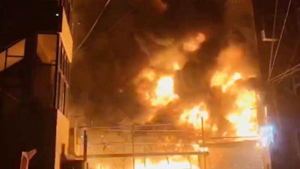 浙江省海宁市一印染厂3日突然发生爆炸。（视频截图）