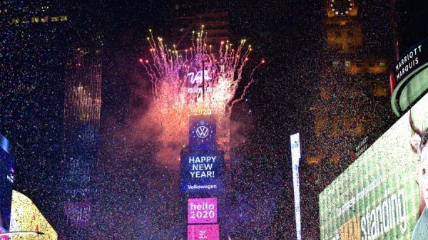 (图片来源：Eugene Gologursky/Getty Images for Dick Clark Productions )