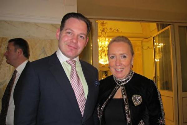 2020年1月10日晚,Bjorn De Decker和太太Isabelle De Decker从巴黎来到那不勒斯观看神韵演出。(图片来源:)