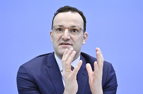 德国联邦卫生部长斯潘表示,一旦风险升级就能够立即启动检疫措施。(AFP/Getty Images)