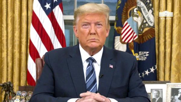 美国总统川普于3月11日晚9点,在白宫发表对全国人民讲话,谈美国政府对抗武汉病毒举措。(图片来源:白宫视频截图)