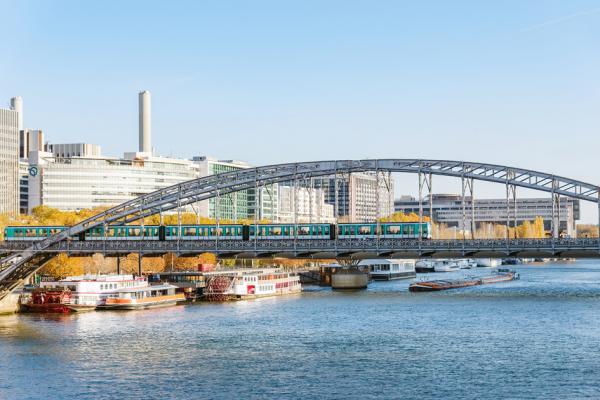 巴黎的地铁(123RF)