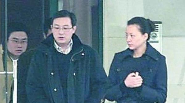 董卿和其富豪丈夫密春雷。(图片来源:网路)