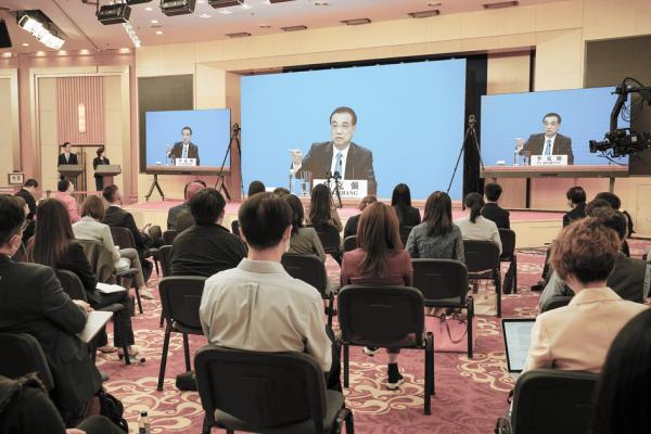 5月28日,李克强在人大记者会的现场(STR/AFP via Getty Images)