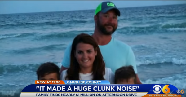 美国一名女子艾蜜莉（Emily Schantz）开车带着家人去户外游玩。