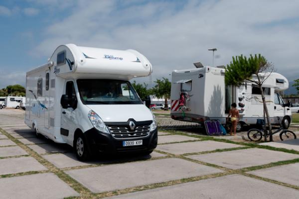 西班牙房车现在大受欢迎。(AFP via Getty Images)