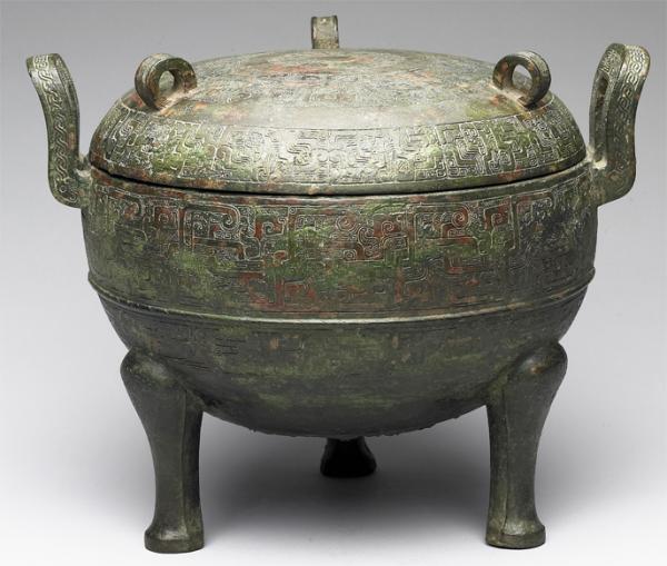 春秋末的兽带纹鼎。(公有领域)