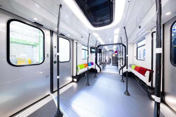 新一代RER采用整车连通，完全开放的架构（IDF Mobilités官方推特)