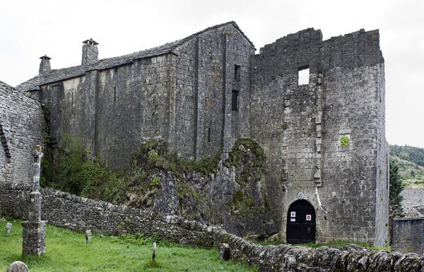 小镇城堡遗址(Daniel VILLAFRUELA/Wikipedia/CC BY-SA 3.0)