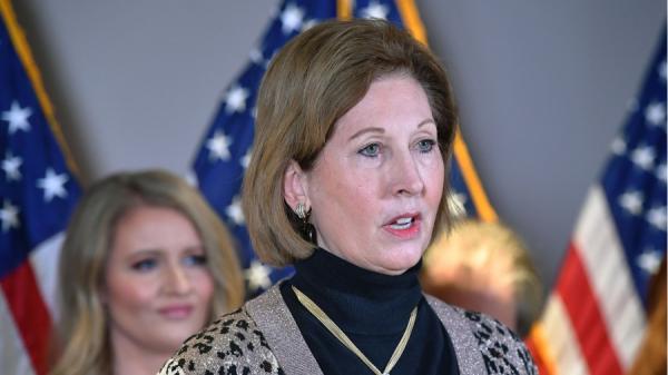 2020年11月19日，鲍威尔律师在华盛顿RNC新闻会上发言（图片来源：MANDEL NGAN/AFP via Getty Images）