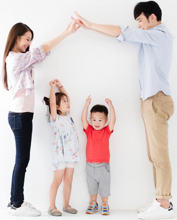 平和的环境,才能教育出情绪稳定的孩子。(123RF)