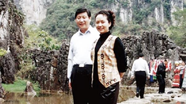 早年的习近平与彭丽媛