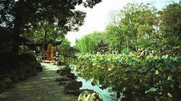 贝家千套房产之一狮子林一角，乾隆五次下榻这里（图片来源：维基百科）