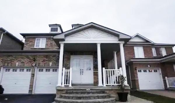 案发现场的别墅