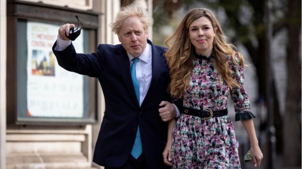 2021年5月29日下午,英国首相约翰逊和西蒙兹在天主教大教堂举行秘密婚礼。(图片来源:Rob Pinney/Getty Images)