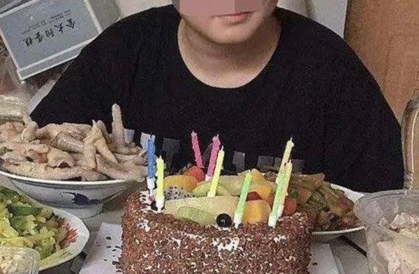 死者瑞瑞(化名)父亲提供的生前照片(图片来源:大陆网络)