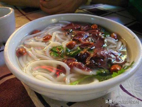 (图片来源:浪漫的何必问)