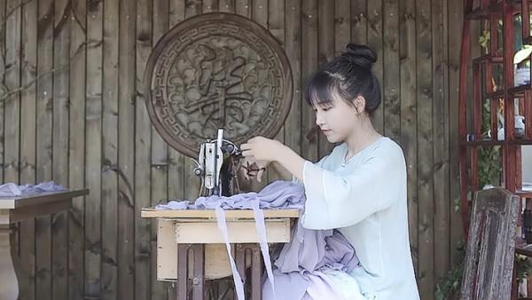 李子柒 (维基百科/CC BY 3.0）