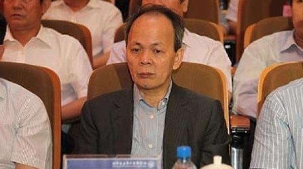 消息称合生创展拟接盘恒大物业，朱孟依（如图）和许家印同登慈善榜。