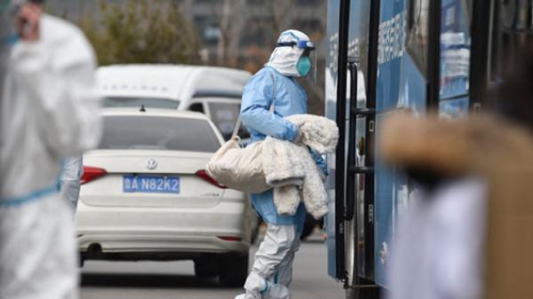 疫情下的西安（STR/AFP via Getty Images）