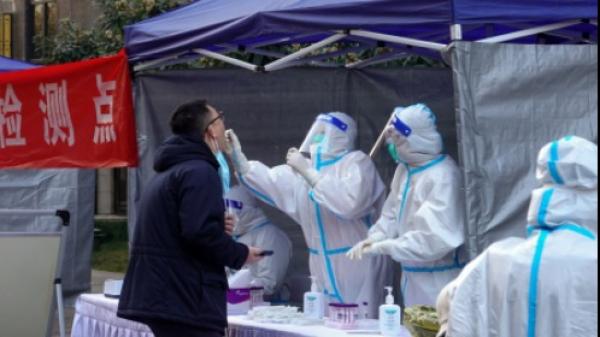 浙江宁波疫情卷土重来,河南禹州初现无症状感染者,全市停运停课停业。(图片来源:Getty Images)