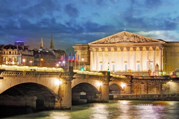 法国国民议会(123RF)