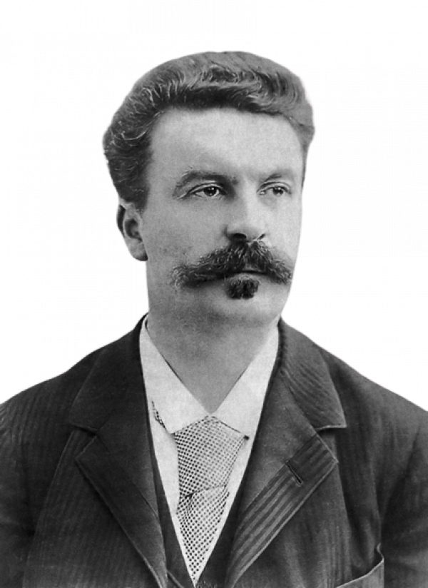 莫泊桑（维基百科）