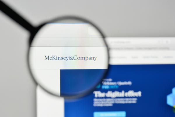 法国参议院一份调查报告指法国政府在健康危机管理方面尤为重用麦肯锡咨询公司。(123RF)