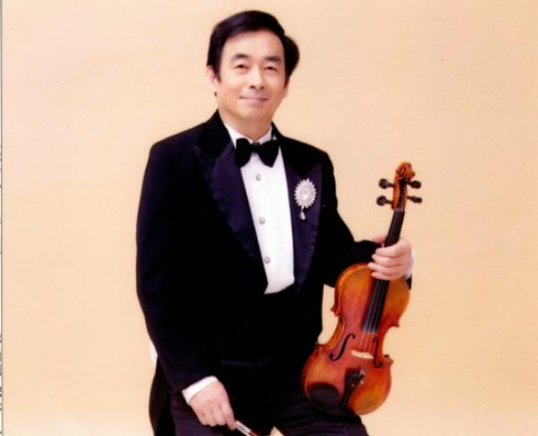 上海小提琴家陈顺平突剧烈腹痛，就医时却被医院拒收，最后因难忍腹痛坠楼身亡。 （图片来源：微博）