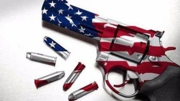 里根出院时说了一句重要的话,他说“枪不杀人,是人杀人”。(以上皆为网络图片)