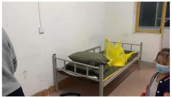 作者全家被隔离酒店的环境。(图片来源:网络)