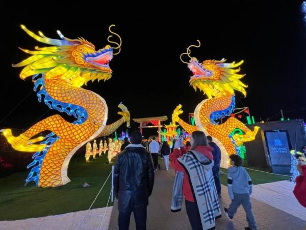 加拿大密西沙加举办世界最大灯展illumi。(图片来源:辛迪提供)