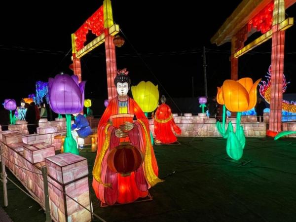 加拿大密西沙加举办世界最大灯展illumi。(图片来源:辛迪提供)