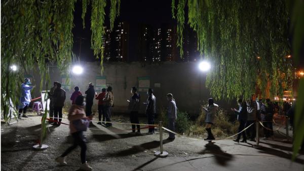 大陆疫情加剧,多地再度从严管控,北京和重庆出现重症病例。(图片来源:Getty Images)