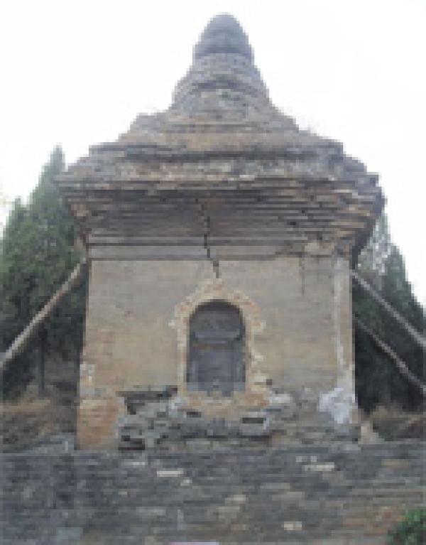 法玩禅师塔(Angus Cepka/Wikipedia/CC BY-SA 3.0)