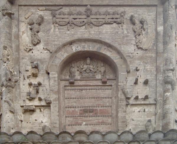 塔身北面遭到严重损毁。 (BabelStone/Wikipedia/CC BY-SA 3.0)