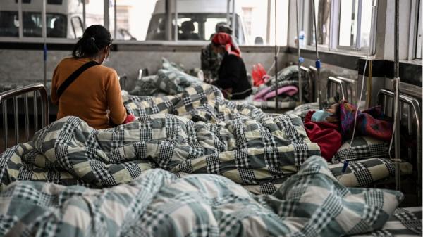 有关“杭州两所中学出现新冠阳性学生”的话题冲上微博热搜。示意图。(图片来源:NOEL CELIS/AFP via Getty Images)