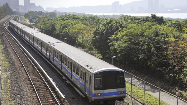 得益于DiscoverEU计划,成千上万的18岁青少年可以免费乘坐火车环游欧洲。(Getty Images SAM YEH / Staff)