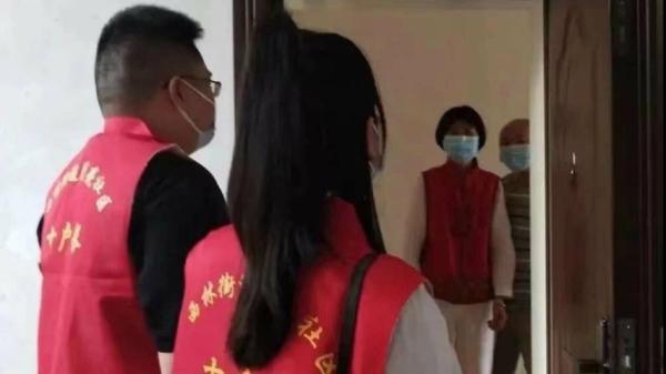 大陆“十户长”深入社区。