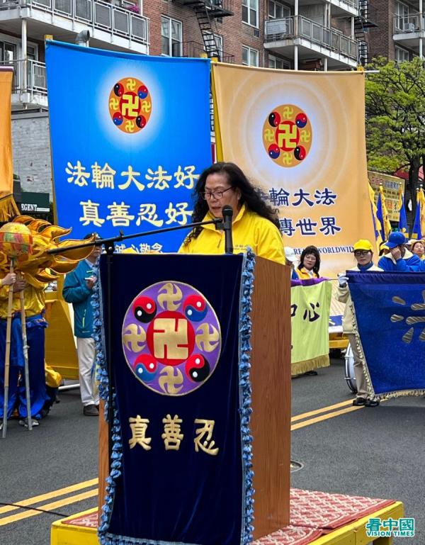 参与4.25上访的北京法轮功学员王露蕊(看中国摄影:柳笛)