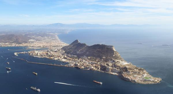 直布罗陀海峡鸟瞰图(Adam Cli/Wikimedia/CC BY-SA 4.0)