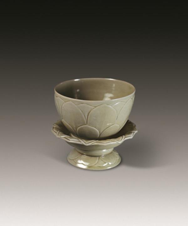 越窑青瓷莲花碗(公有领域)