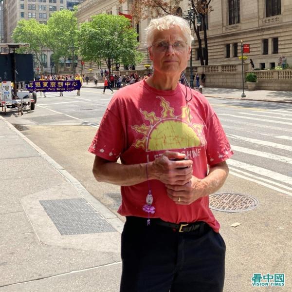 伍米 • 凯尔维姆（Woomy Kellvim）是一名计算机编程分析师（看中国摄影：張正）