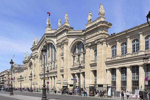 巴黎北站大门外墙(PHILIPPE LOPEZ/AFP via Getty Images)