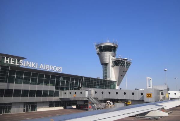 芬兰赫尔辛基机场航站楼(Tiia Monto/Wikipedia/CC BY-SA 4.0)