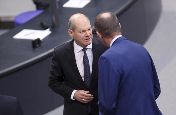 总理肖尔茨和基民盟主席梅尔茨会面。(Adam Berry/Getty Images)